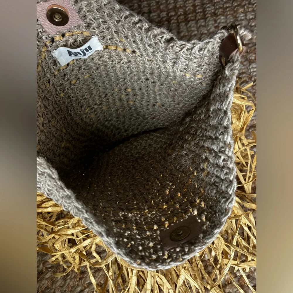 Anju NWT raffia Luau crossbody bag